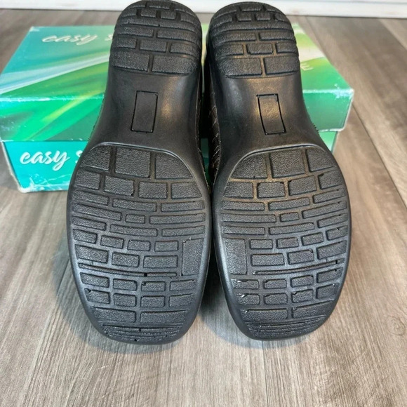 Easy Street Holly Women's Mules • Pewter • New in Box • 8.5 W - Picture 4 of 6